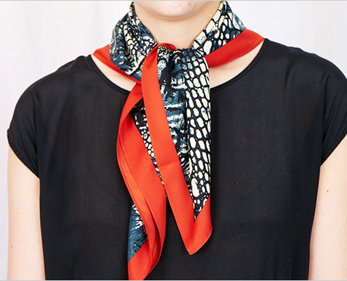 polyester scarf, polyester scarf manufacturing, polyester transfer printing, polyester scarf printing,